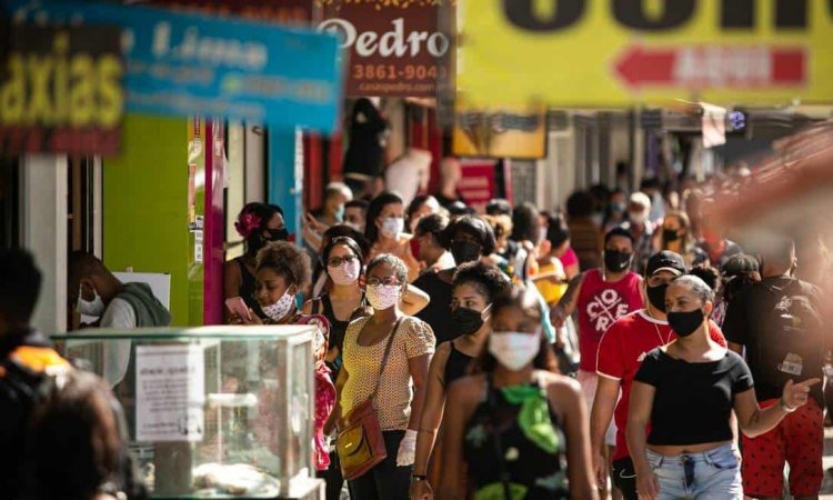 Comércio em cidades com risco extremo só poderá funcionar por três dias na semana