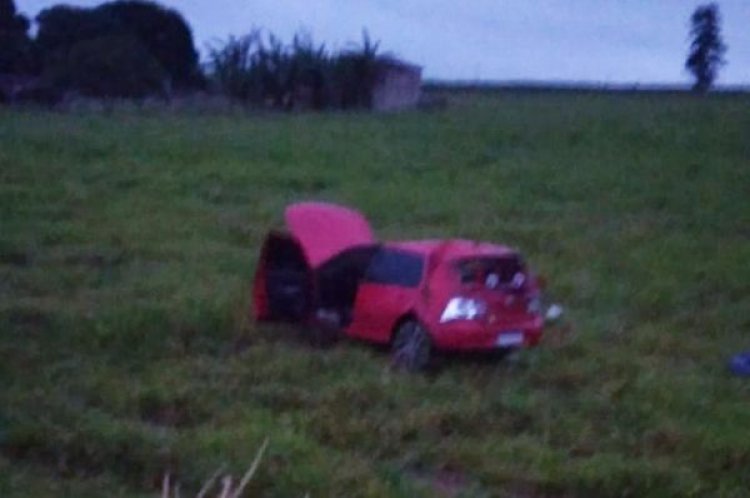 Adolescente morre após carro capotar na ES 313 entre Pinheiros e São Mateus