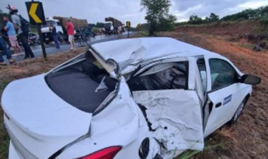 Acidente entre dois veículos na BR-101 deixa uma pessoa morta na tarde deste sábado