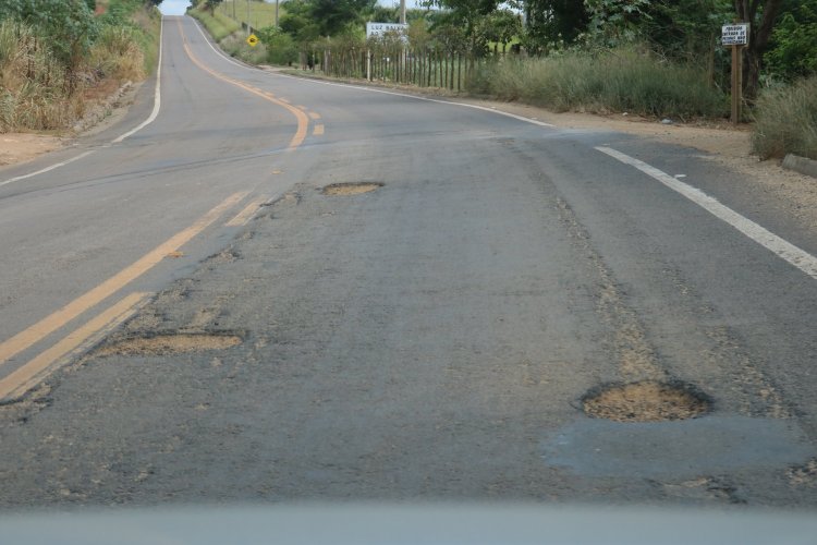 Motociclista morre em acidente na rodovia que liga Nova Venécia a Vila Pavão, próximo a Chapadinha