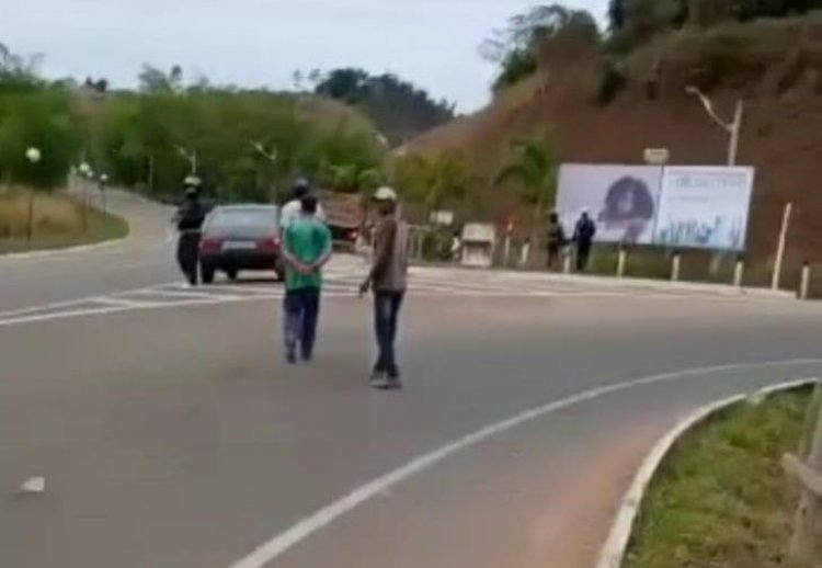 Duas pessoas morrem em colisão na região Serrana do ES