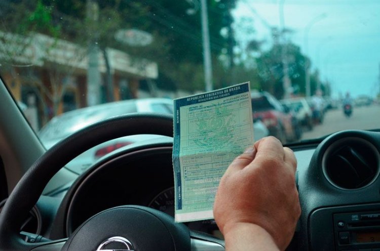 Governo sanciona lei que aumenta prazo para pagamento do IPVA