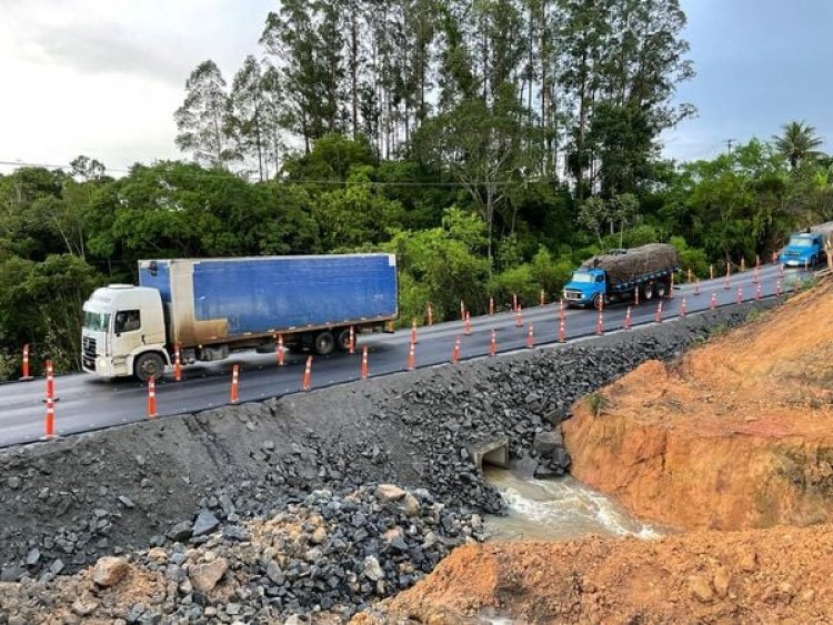 Trecho da BR 101 em Aracruz é liberado e não há mais interdição total
