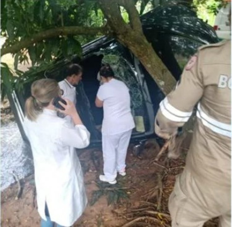 Idoso morre dentro da própria propriedade em acidente de carro em Santa Leopoldina