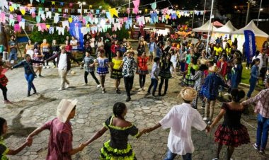Fim de semana com feira de artesanato, festival de quadrilha e samba