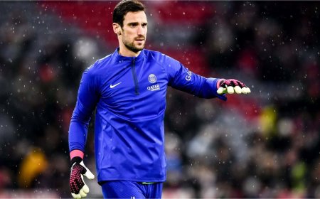 Goleiro Sergio Rico já se comunica com a família, revela mulher