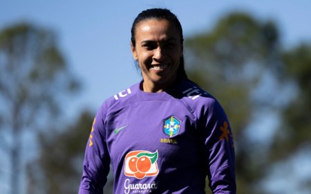 Marta confirma aposentadoria da seleção brasileira