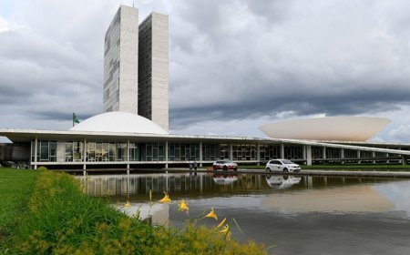 Senado recorre de decisão de Zanin que suspendeu desoneração da folha