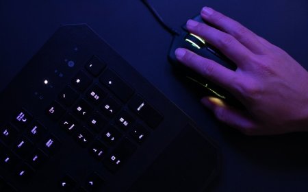 Hackers vazam prontuários médicos e imagens de pacientes de cirurgia plástica nus