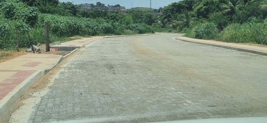 Pavimentação da Avenida Ery Silva Fortes segue em ritmo acelerado